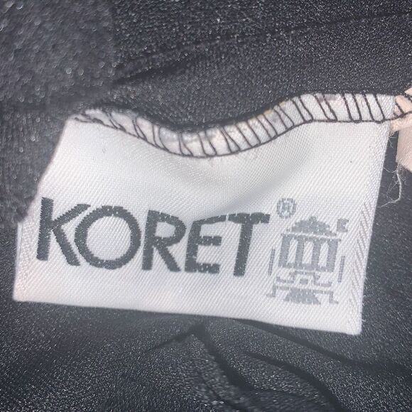 Vintage Black Maxi Skirt by Koret of California | Long Full Black Skirt | Label - Picture 14 of 15